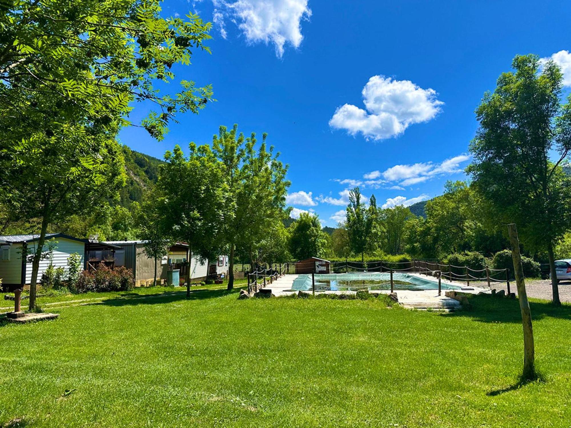 Bungalows Y Cabanas Solopuent Natur Castiello de Jaca Exterior foto