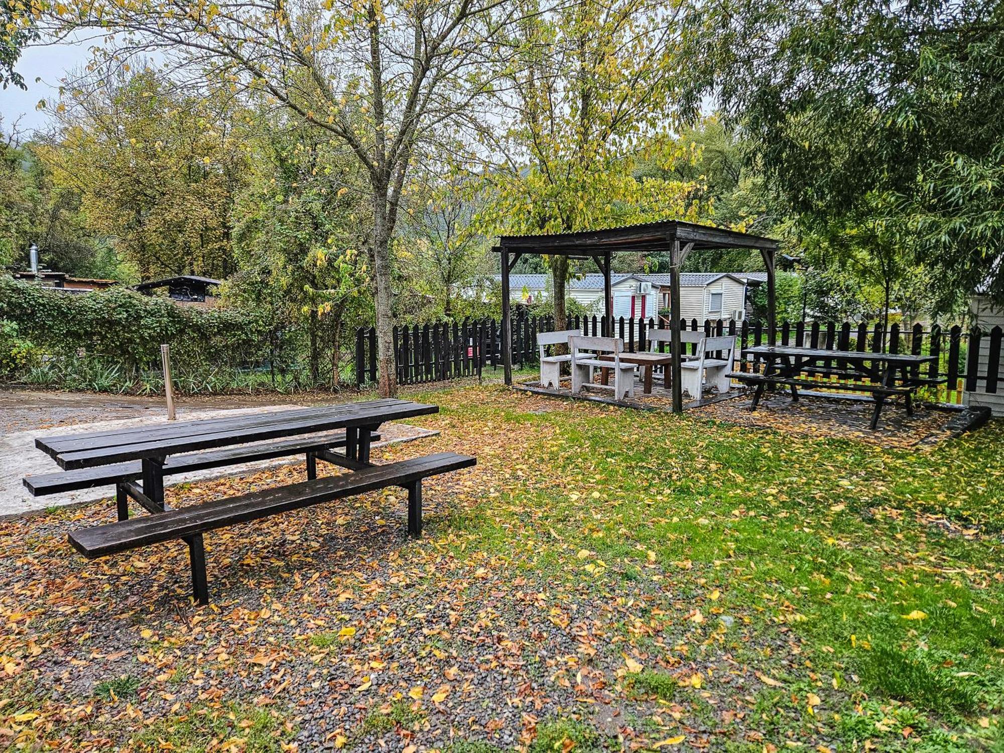 Bungalows Y Cabanas Solopuent Natur Castiello de Jaca Exterior foto